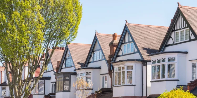 capital gains tax on selling property